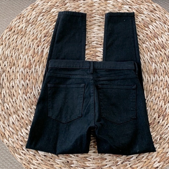 Everlane Black Mid-Rise Skinny Jean - Picture 7 of 15